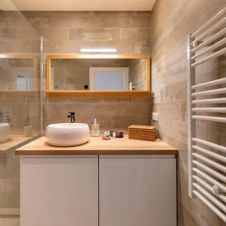 Le Seli, Luxueux 2 Pieces, Centre D'antibes * Antibes