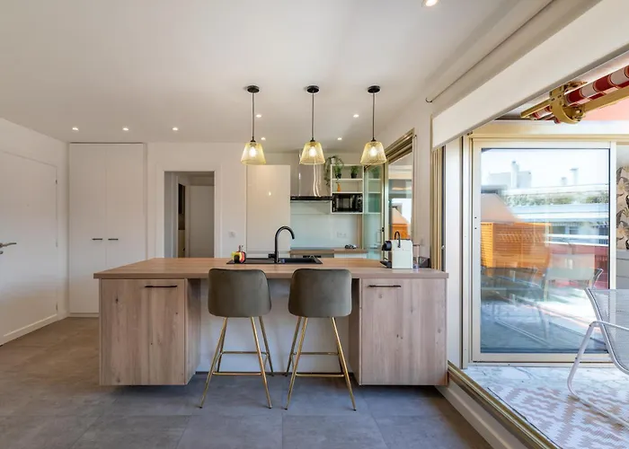 Apartment Le Seli, Luxueux 2 Pieces, Centre D'antibes *