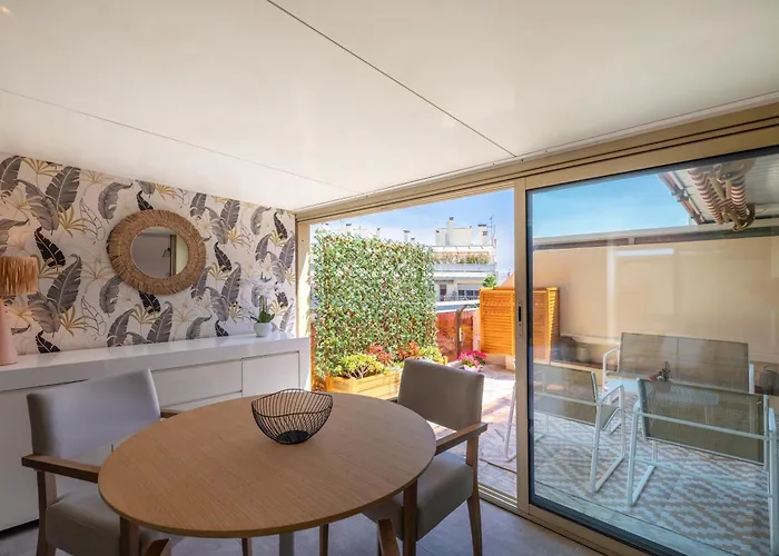 Le Seli, Luxueux 2 Pieces, Centre D'antibes Apartment Antibes